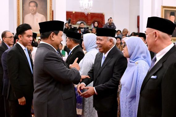 Prabowo Lantik Pak Basuki Sebagai Kepala Otorita IKN - JPNN.COM