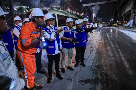 Terjadi Kecelakaan Kerja Berulang, Wamenaker Tinjau Smelter IMIP - JPNN.COM