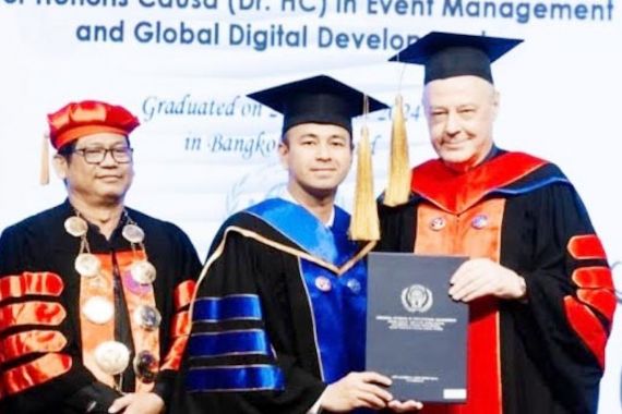 UIPM Ungkap Sosok Pemberi Gelar Doktor Raffi Ahmad, Bukan Profesor Palsu - JPNN.COM