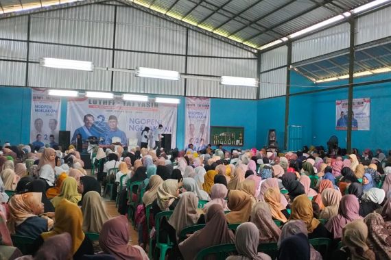 Sukarelawan Barisan Luthfi Bergerak Pekalongan Deklarasi Dukung Luthfi-Yasin - JPNN.COM