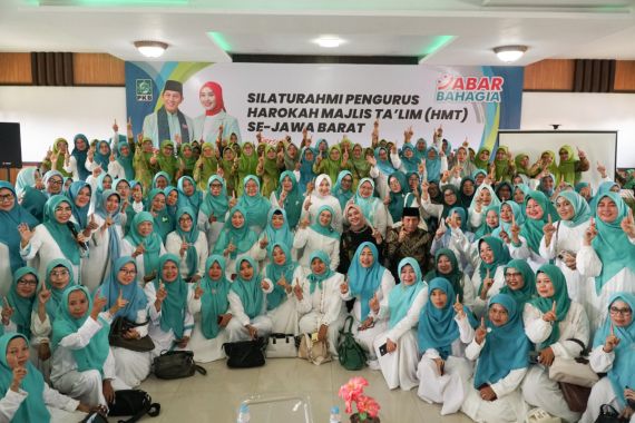 Rustini Muhaimin Minta HMT Jabar Bersatu Memenangkan Acep-Gita di Pilgub Jabar - JPNN.COM