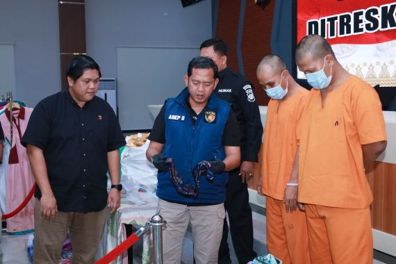 Spesialis Pencurian Toko Baju Lintas Provinsi Diamankan, Kerugian Rp2 Miliar - JPNN.COM