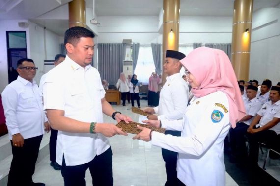 390 PPPK 2021 Gowa Dapat Perpanjangan SK, Adnan Purichta Ichsan Beri Pesan Tegas - JPNN.COM