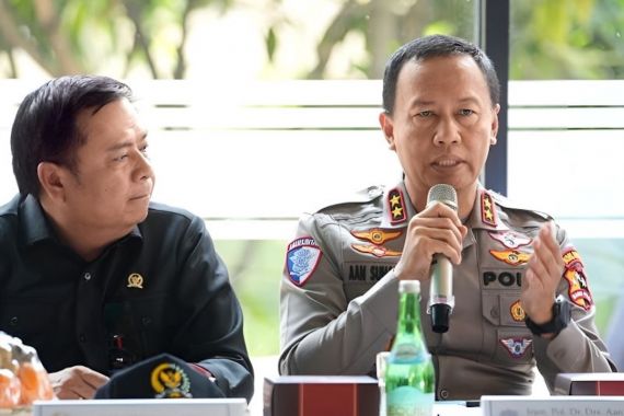 Irjen Aan Suhanan Ungkap Fakta Terbaru Soal Kecelakaan di Tol Cipularang - JPNN.COM