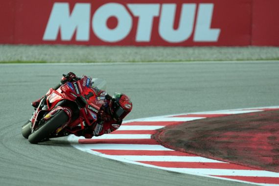 Hasil Practice MotoGP Barcelona, Top 10 Langsung ke Kualifikasi Utama - JPNN.COM