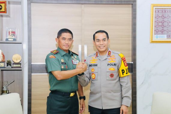 TNI-Polri Bersinergi Jaga Situasi Kondusif & Mewujudkan Pilkada Damai di Sumsel - JPNN.COM