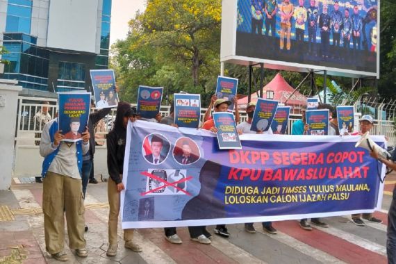 Jaringan Pemantau Pemilu Kembali Desak DKPP Pecat Pimpinan KPU & Bawaslu Lahat - JPNN.COM