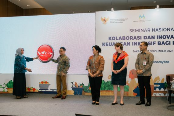 Pemerintah Meluncurkan Satgas Jejaring Advokasi Inklusi Keuangan Digital Perempuan - JPNN.COM