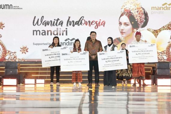 Bank Mandiri Dorong Tenun Tradisional Bali, Lombok, dan Kupang Menembus Pasar Global - JPNN.COM