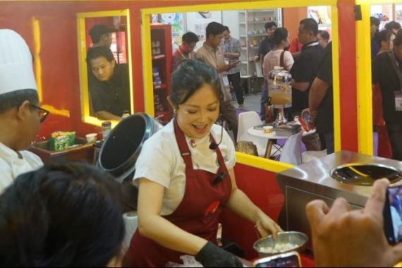 Perdana Hadir di SIAL Interfood, Lee Kum Kee Optimis Perkuat Pasar di Indonesia - JPNN.COM