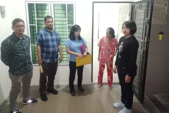 Pasutri Pekanbaru Kehilangan Uang Rp 3,2 Miliar di Bank - JPNN.COM