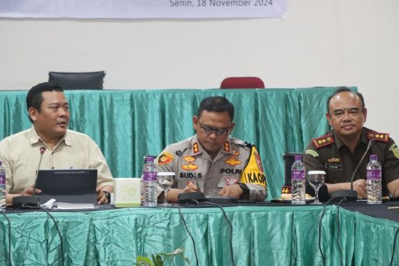 Polisi Siapkan Pengamanan Berlapis di Lokasi Debat Cabup-Wabup Rohul - JPNN.COM