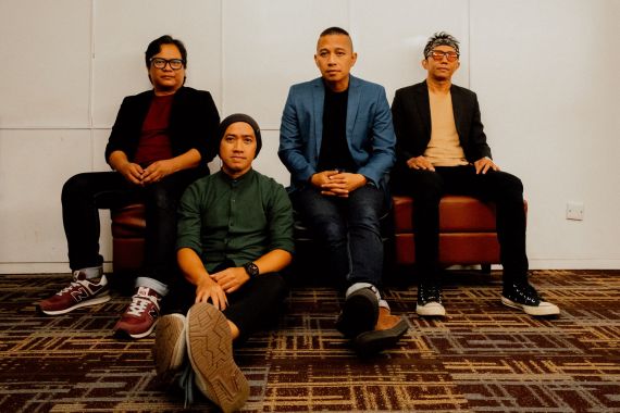 Terpengaruh Ebiet G Ade, The Rain Rilis Lagu Perihal Kepekaan - JPNN.COM