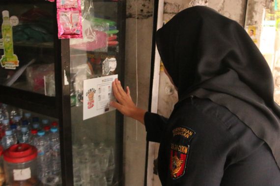 Begini Upaya Bea Cukai Memutus Rantai Peredaran Rokok Ilegal di 2 Wilayah Ini - JPNN.COM