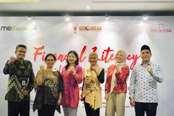 Prudential Indonesia Berdayakan Lebih dari 20 Juta Perempuan Cerdas Kelola Keuangan - JPNN.COM