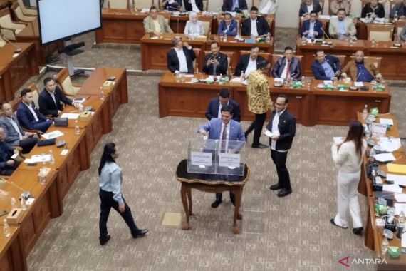 Komisi III DPR Pilih 5 Pimpinan KPK 2024-2029, Setyo Budiyanto Jadi Ketua - JPNN.COM