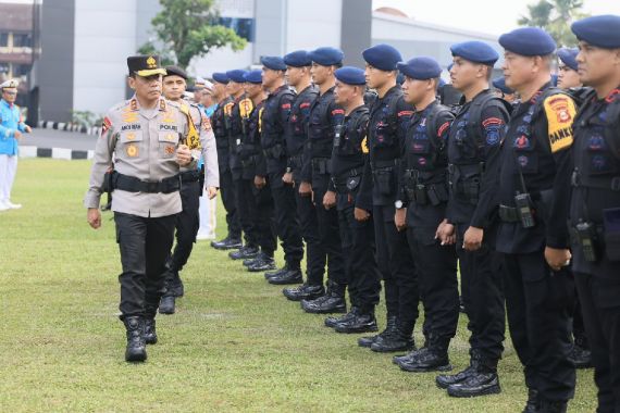 Irjen Andi Rian Kerahkan 1.471 Personel Kawal Pemungutan Suara Pilkada 2024 di Sumsel - JPNN.COM