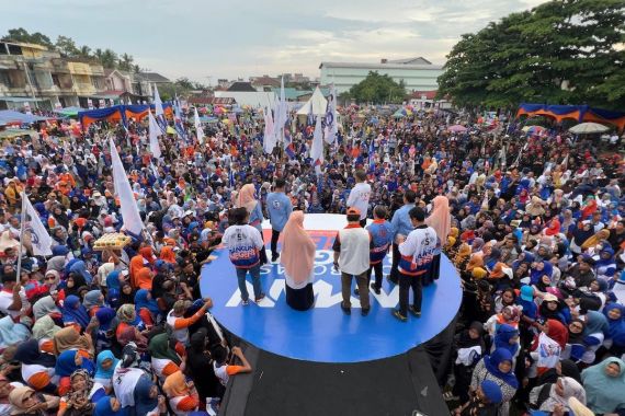 Puluhan Ribu Masyarakat Pekanbaru Penuhi Kampanye Akbar Agung-Markarius - JPNN.COM