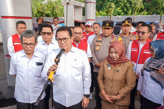 Mendag Budi Santoso Apresiasi Gerak Cepat Pertamina Menyegel SPBU Nakal di Sleman - JPNN.COM