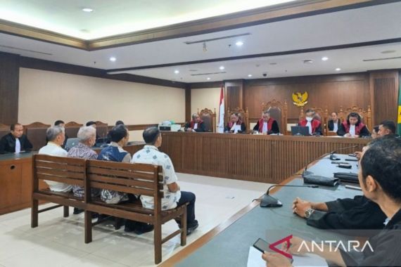 Terbukti Korupsi Proyek Kereta Api, 2 Mantan Kepala Balai KA Ini Divonis Penjara Sebegini - JPNN.COM