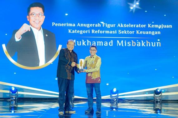 Aktif Dorong Reformasi Keuangan, Misbakhun Raih Penghargaan - JPNN.COM