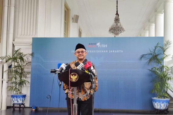 Mendikdasmen Abdul Mu'ti: Guru PPPK Bisa Mengajar di Sekolah Swasta Mulai 2025 - JPNN.COM