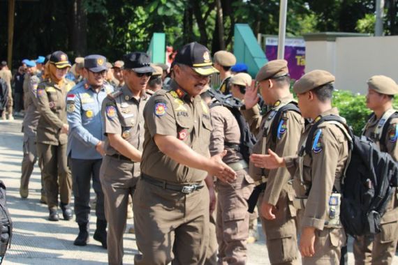 8.965 Personel Gabungan Satpol PP Siap Amankan 4.848 TPS di Tangerang - JPNN.COM