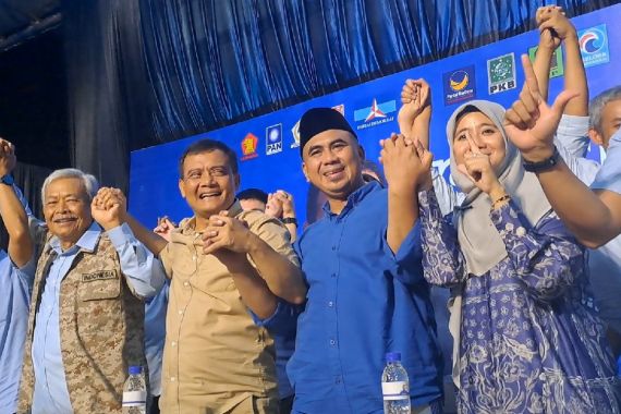 Respons Luthfi-Yasin Soal Unggul Atas Andika-Hendi di Hasil Hitung Cepat Pilgub Jateng 2024 - JPNN.COM