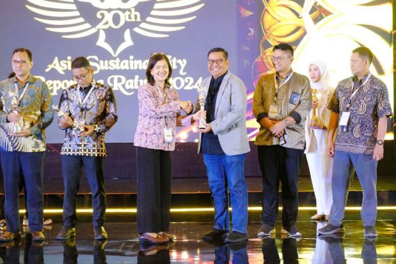 Komitmen Berstandar Tinggi, Peruri Sabet Peringkat Gold di SNI Award - JPNN.COM