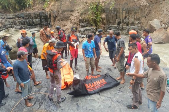 Jasad Pelajar yang Tenggelam di Air Terjun Grand Canyon Akhirnya Ditemukan - JPNN.COM