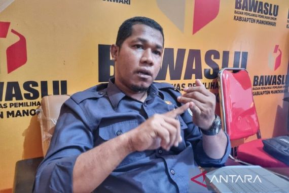 Anak Kecil Usia 12 Tahun Ikut Mencoblos, Bawaslu Rekomendasikan PSU - JPNN.COM