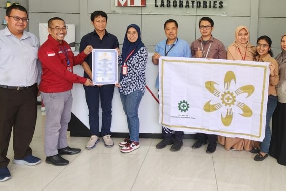 Menarini Indria Laboratories Raih Penghargaan Bendera Emas SMK3 dari Kemnaker - JPNN.COM