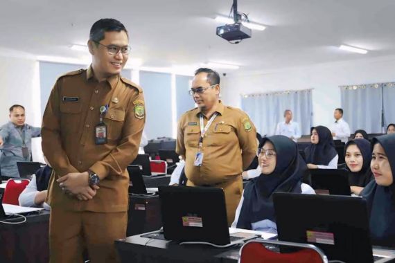 Seleksi Kompetensi PPPK, 1.351 PTT & THL Harus tetap Fokus - JPNN.COM