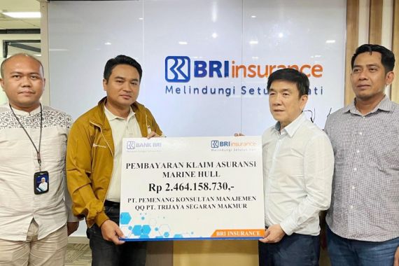 BRI Insurance Bayar Klaim Rp 2,4 Miliar untuk Kapal Karam - JPNN.COM