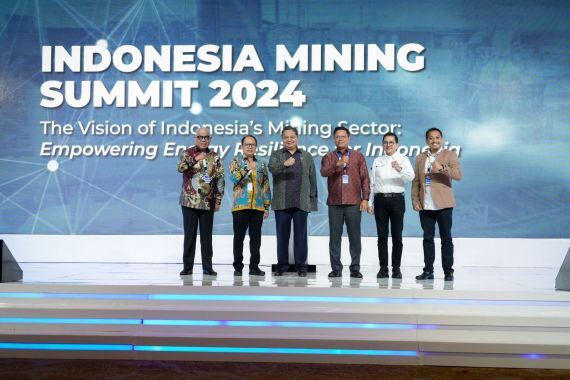 Airlangga Sebut Indonesia Berpotensi jadi Pusat 'Critical Minerals & Renewable Energy' - JPNN.COM