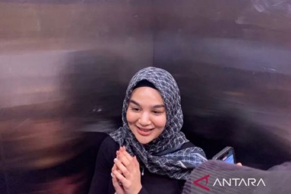 Hana Hanifah Mendadak Jadi Perbincangan Netizen, Ini Sebabnya - JPNN.COM