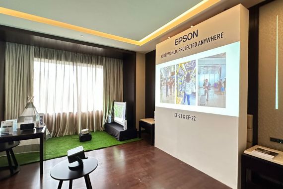 Epson Indonesia Luncurkan EpiqVision Mini Projector Series dan EH-QL3000W di IHEAC 2024 - JPNN.COM