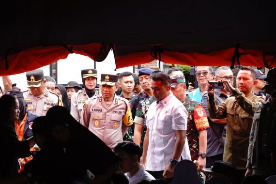 Kapolda Jabar Pimpin Pengamanan Kunjungan Wapres di Sukabumi - JPNN.COM