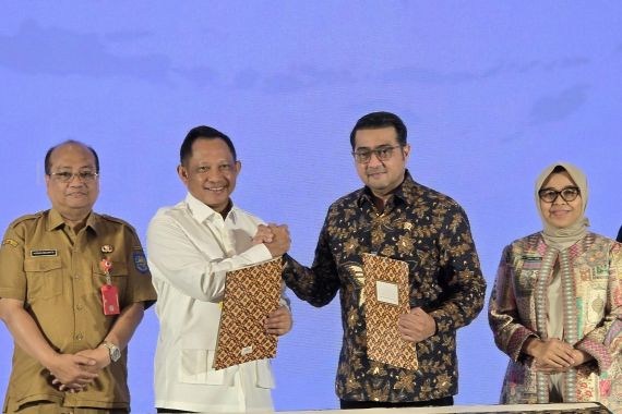 Menekraf dan Mendagri Teken Surat Keputusan, Ekonomi Kreatif Diharapkan Menggeliat - JPNN.COM