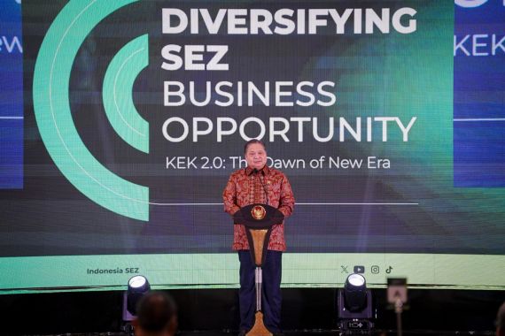 Airlangga Dorong Investasi di KEK Makin Besar Tengah Perekonomian Global yang Dinamis - JPNN.COM