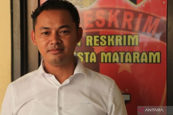 Kabid SMKN 3 NTB Ditangkap Polisi Terkait Pungli Proyek - JPNN.COM