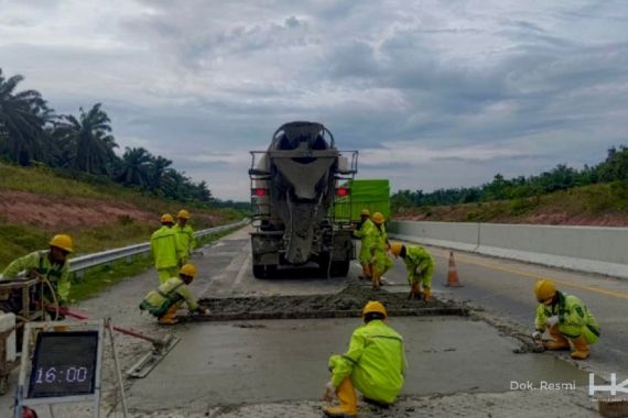 Menjelang Nataru, Hutama Karya Perbaiki Tol TERPEKA, H-10 Ditargetkan Rampung - JPNN.COM