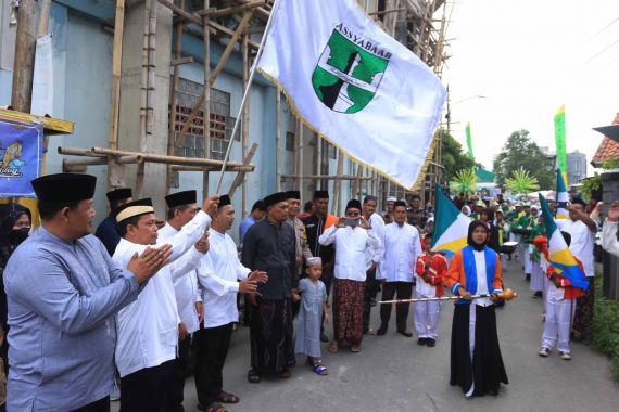 Lepas Pawai Taaruf Festival Assyabaab XIV, Nurdin: Contoh Peran Nyata Generasi Muda - JPNN.COM