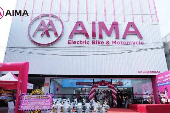 AIMA Electric Bikes Bandung Landmark Store Usung Tren Mobilitas Ramah Lingkungan - JPNN.COM