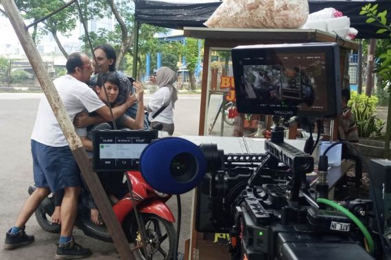 Rizky Billar dan Adul Jadi Kembar Siam di Film Amin Tanpa Iman - JPNN.COM