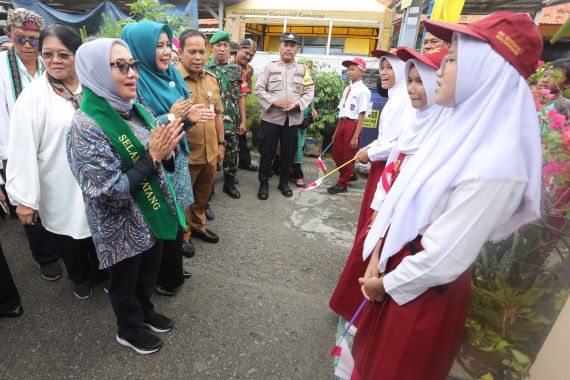 Menteri PPPA Apresiasi Kampung Tematik Kota Tangerang yang Beri Ruang Bagi Anak - JPNN.COM