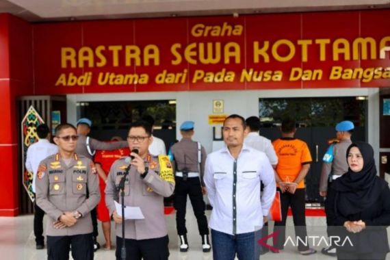 Terlibat Pembunuhan, Oknum Polisi Brigadir AKS Terancam Hukuman Mati - JPNN.COM