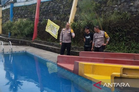 Siswa SD Tewas saat Latihan Renang, Polisi Bergerak - JPNN.COM