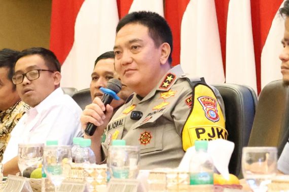 Irjen Iqbal Ingatkan Pengusaha Angkutan Umum Utamakan Keselamatan Penumpang Saat Natal & Tahun Baru - JPNN.COM