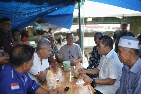 Reses ke Pusat Pasar Medan, Lokot Nasution Pastikan Gubernur & Wali Kota Terpilih Pro Pedagang - JPNN.COM